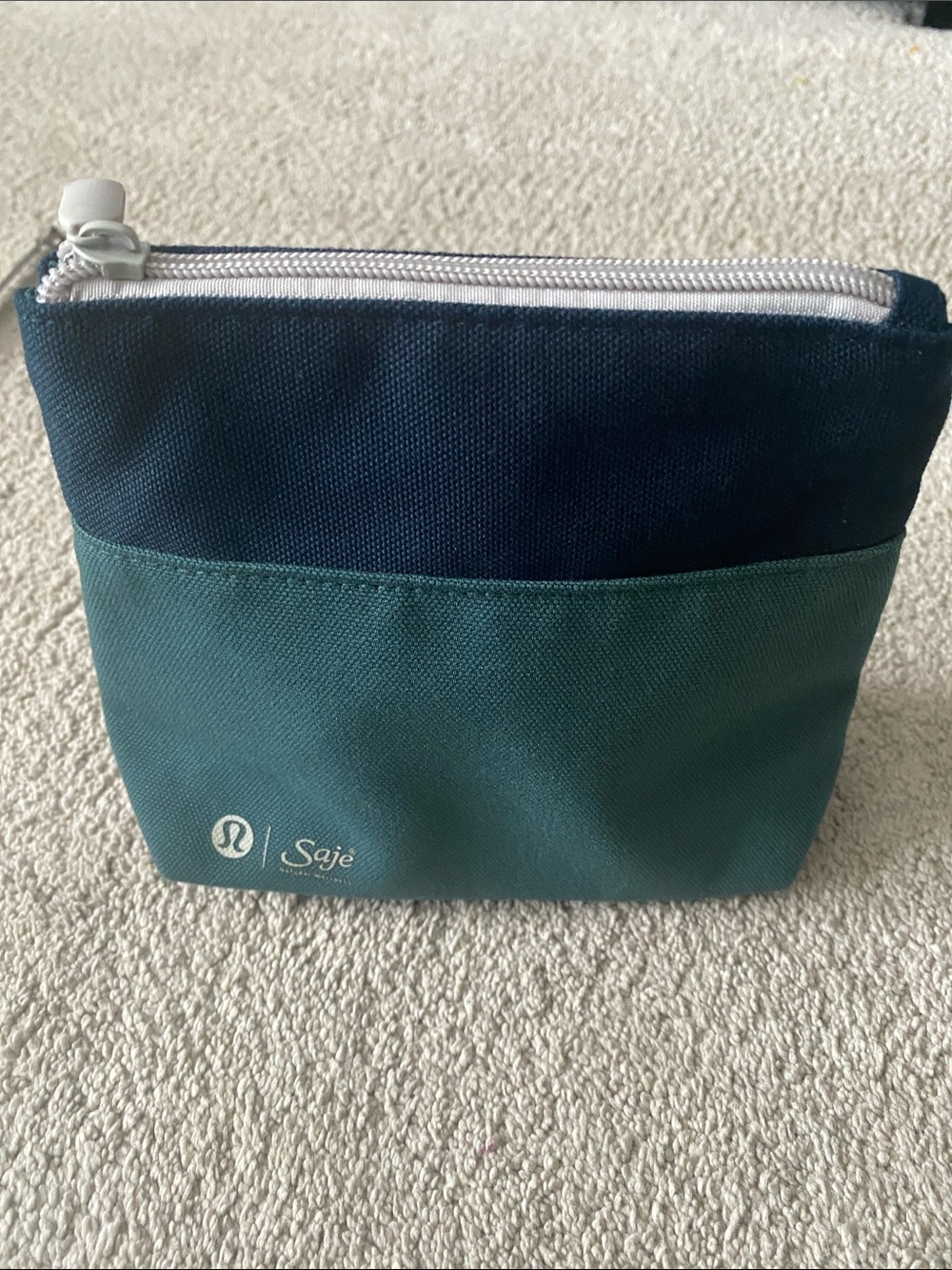 Lululemon x Saje Wellness canvas zipper pouch in green and blue‎